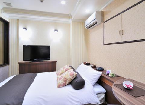 Hotel California Kaminarimon (Adults Only) Токио Экстерьер фото